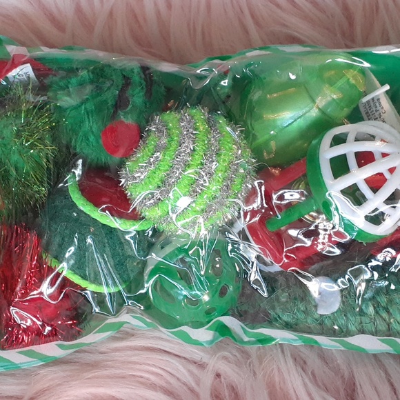 SALE!! Brand New ZANIES HOLIDAY STOCKING Cat Toy - Picture 3 of 4